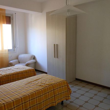 Casa Vacanze Happy Days Noto Exterior photo