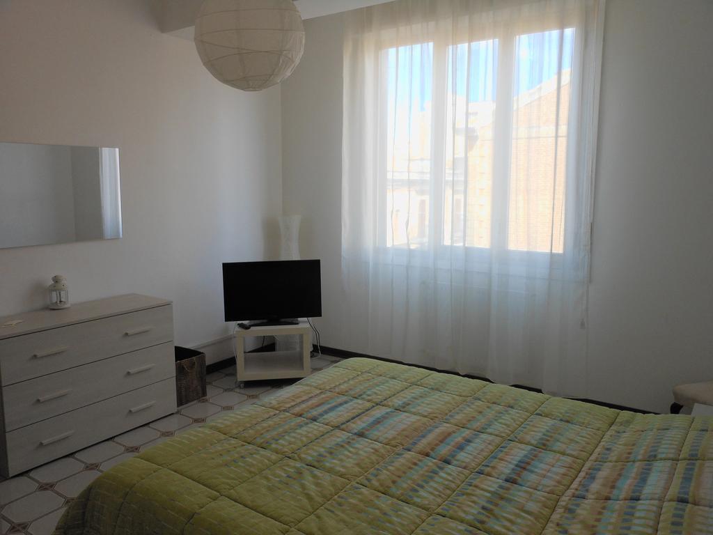 Casa Vacanze Happy Days Noto Exterior photo